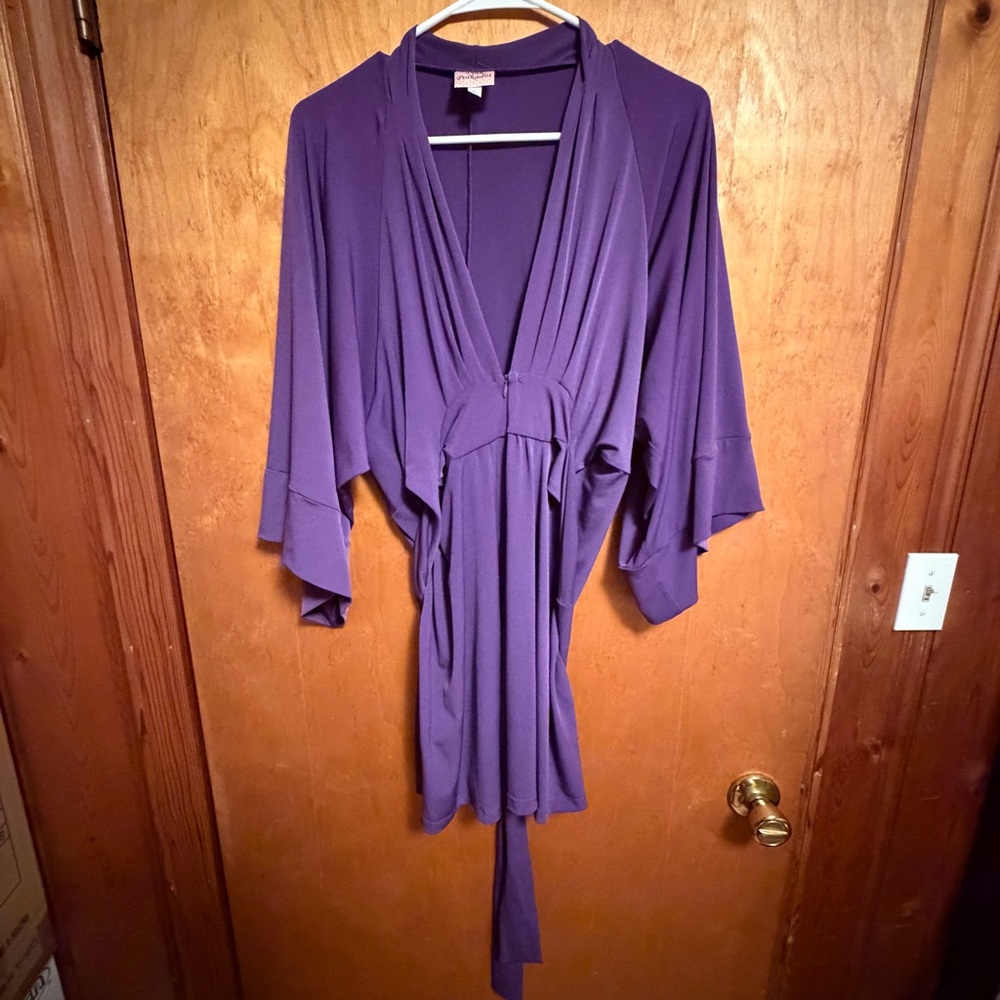 Silky Purple dress with‎ tie to back